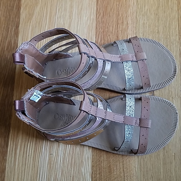 Sandals - Picture 4 of 7